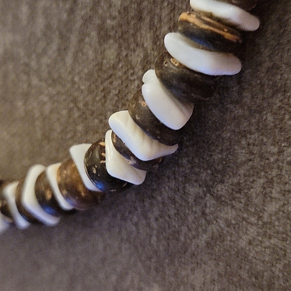 Vtg Puka and Coconut Shell Surfer Mermaidcore Choker Necklace - Picture 4 of 7